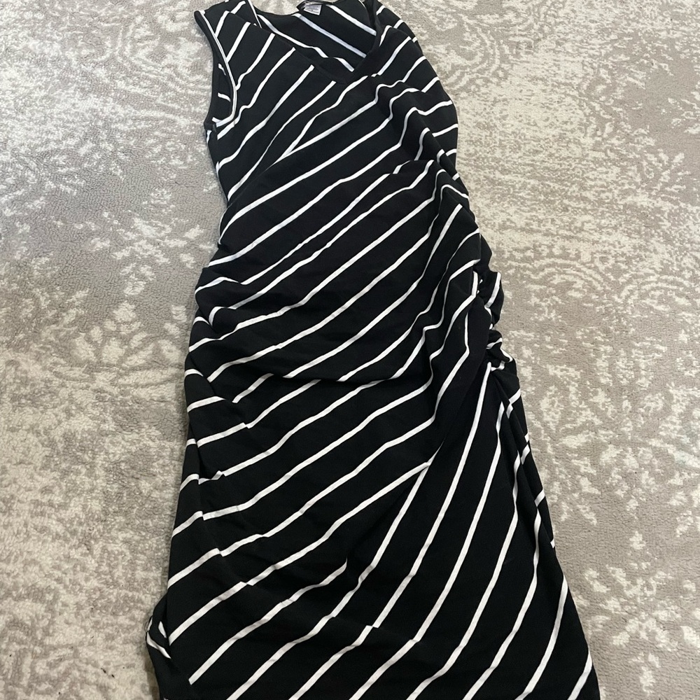 Size small maternity bundle - Picture 8 of 8